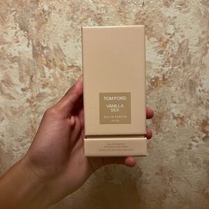 Tom Ford Vanilla Eau de Parfum in Cream Box